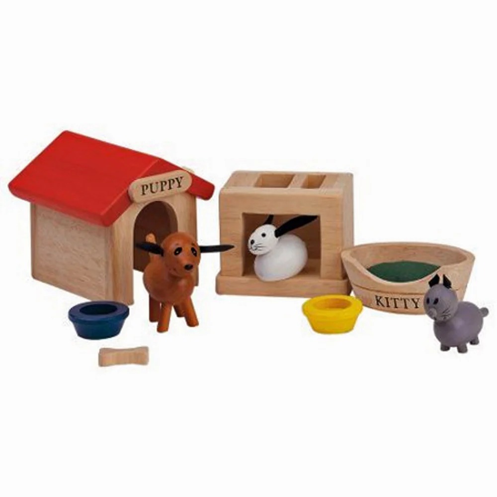 Wooden Pet Play Figurine Set
